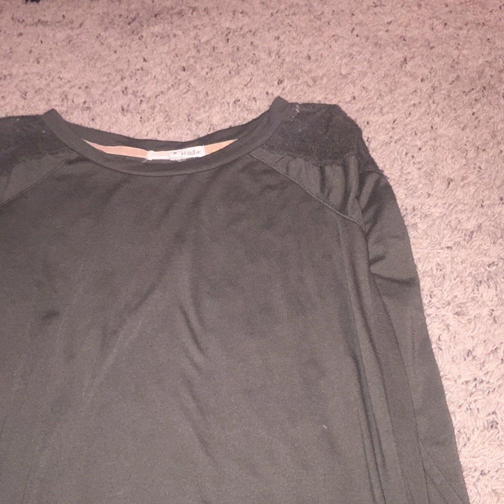 Long sleeve tee